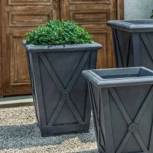 Campania International Directoire Medium Planter