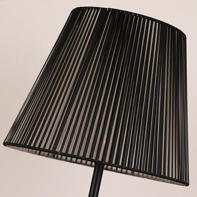 Chinese Classical Handmade Silk Thread Iron Hollow Base 1-Light Table Lamp