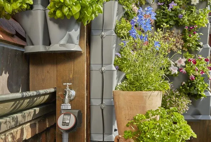 Gardena NatureUp! Set Vertical with watering