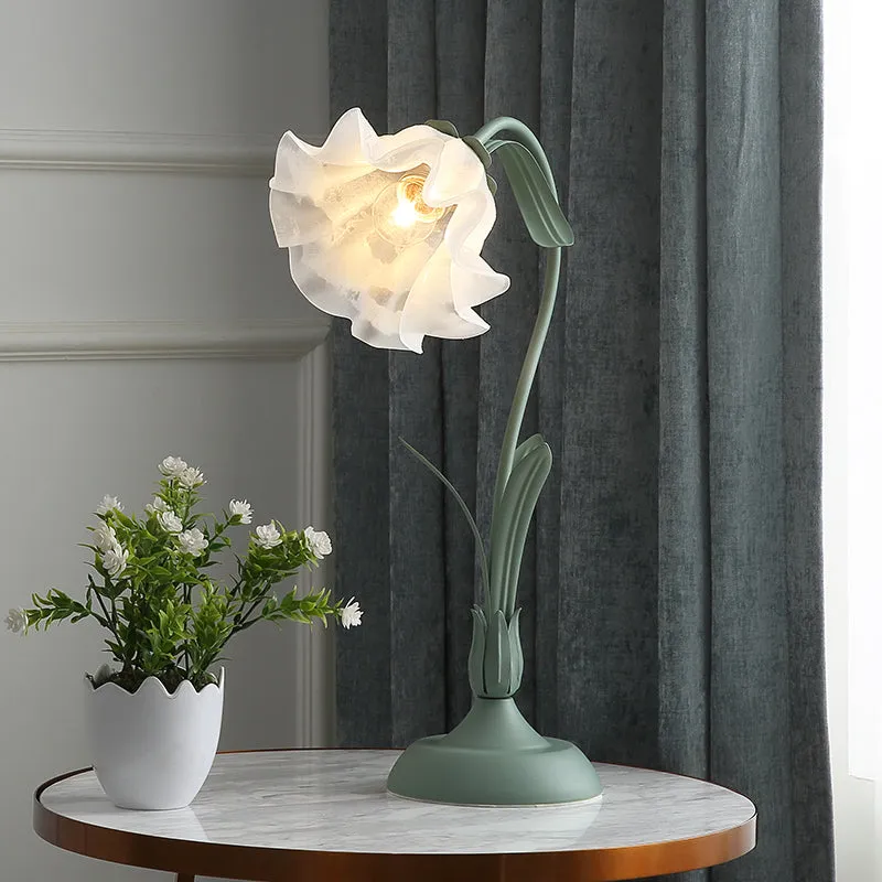 Metal Scalloped Table Light in Gray and Green - Pastoral Style for Living Room Nightstand