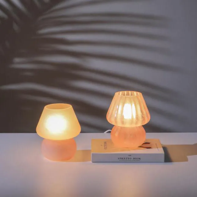Modern Simplicity Glass Mushroom 1-Light Table Lamp For Bedroom