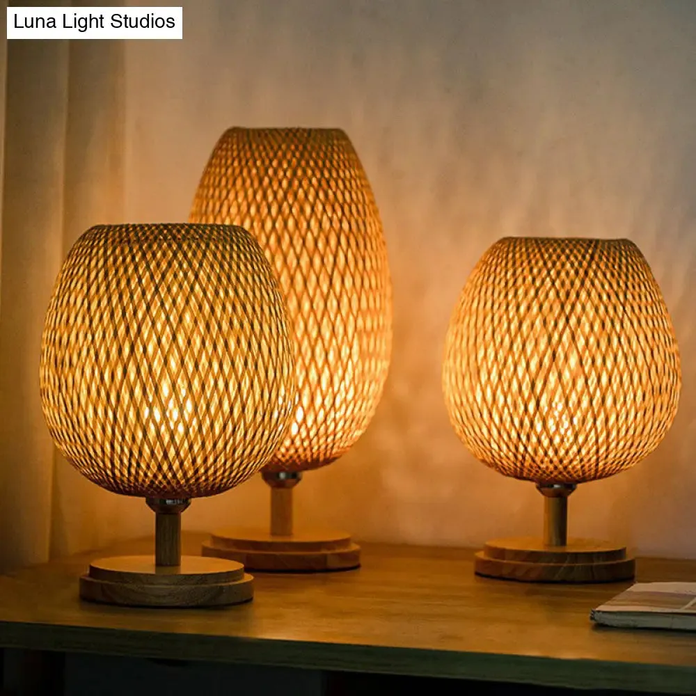 Nordic Style Bamboo Wood Table Lamp - Wineglass Design, 1 Bulb Nightstand Light for Bedroom